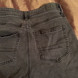 Mom Jeans American Eagle